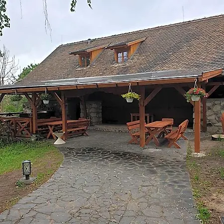 Bed & Breakfast Pajta 3*